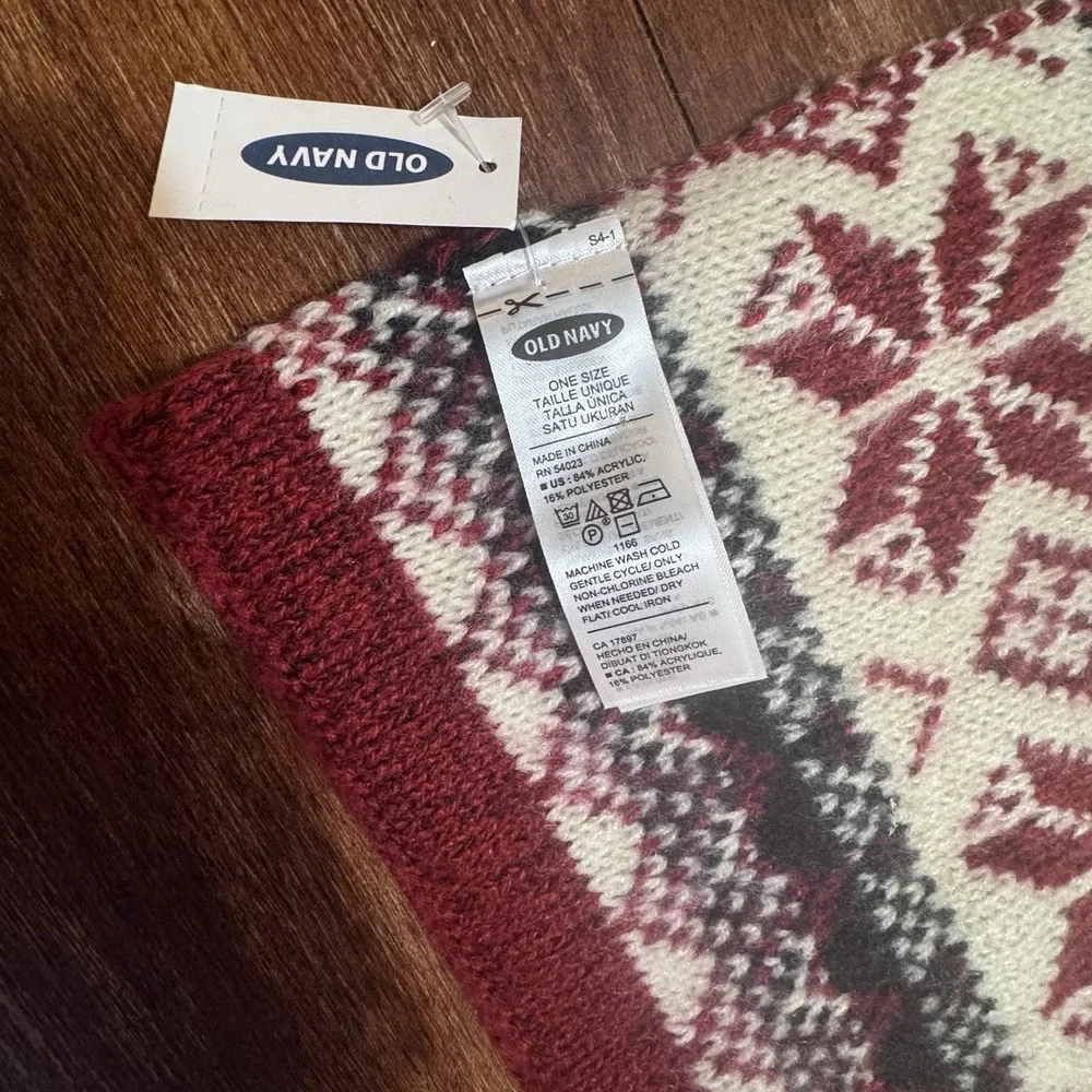 Old Navy Fair Isle Scarf Red/White/ Black 62